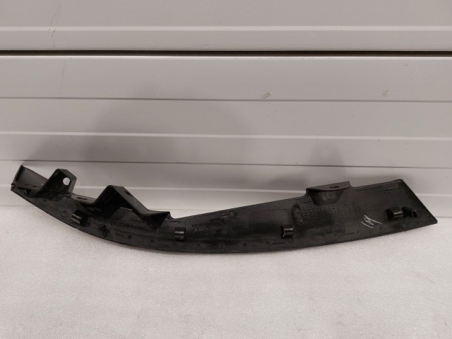 End Panel
